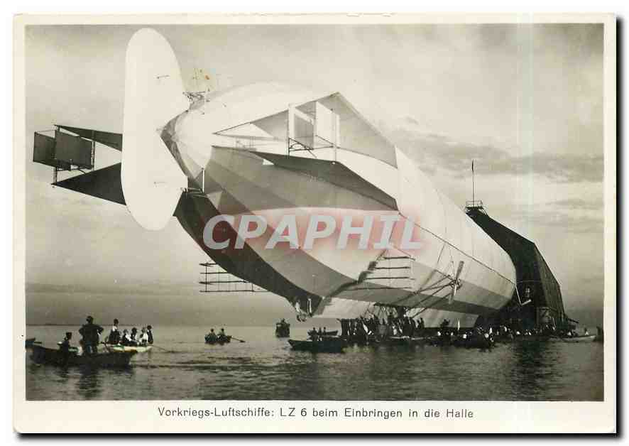 CPM Zeppelin Aviation LZ 6 beim beim Einbrigen in die Halle