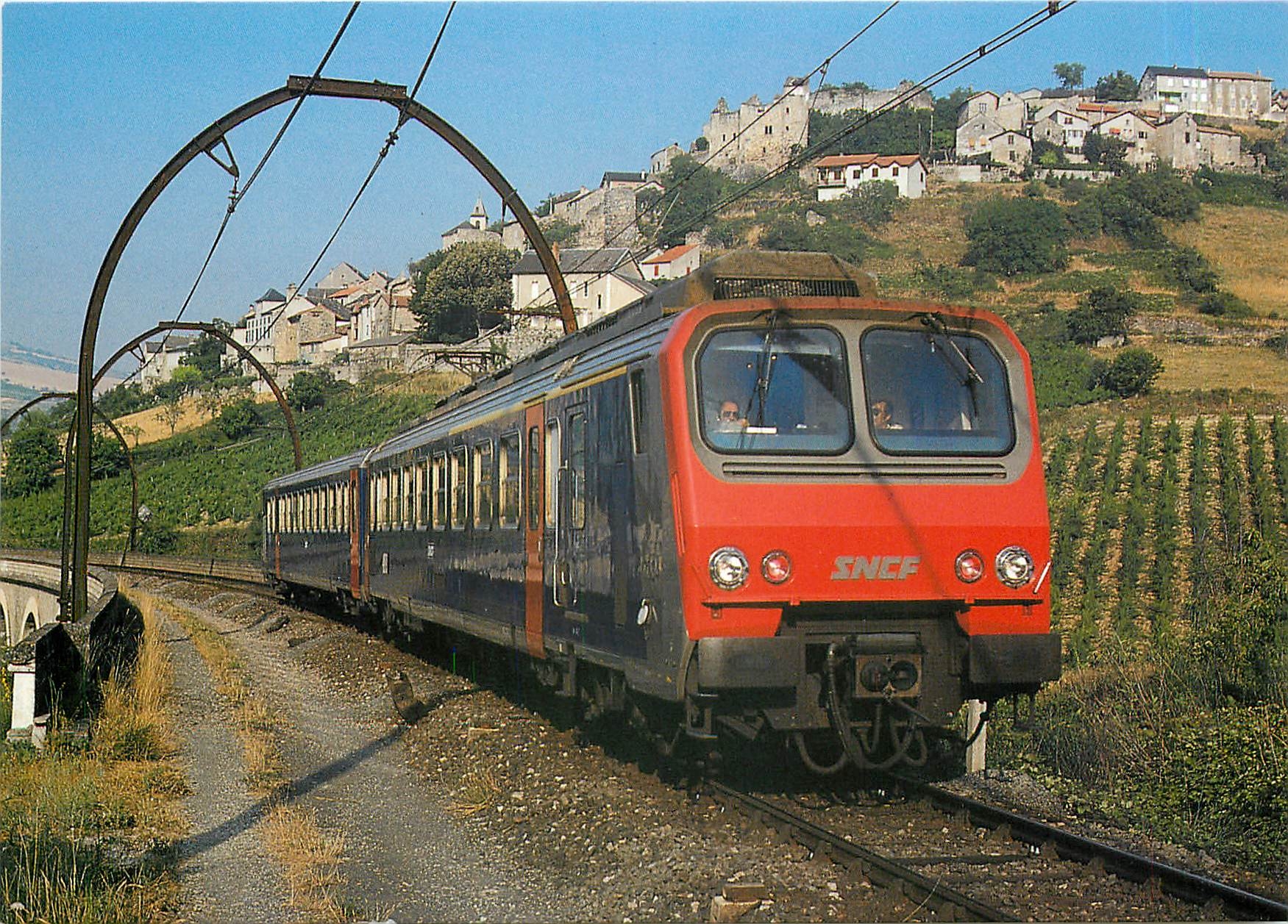 CPM French State Railways electric railcar Z 2 near Aguessac 