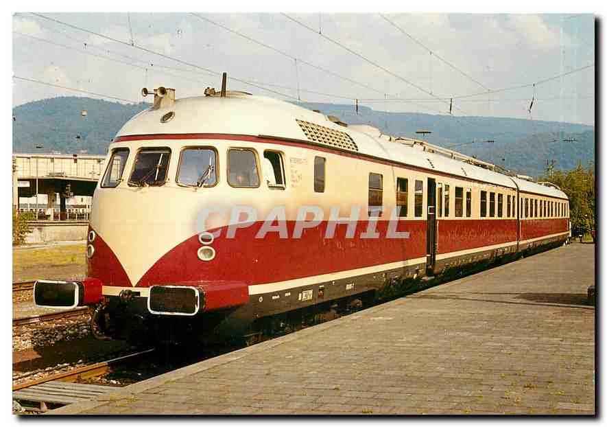 CPM Diesel hydraulic multiple unit VT 608 801 at Heildelberg main station 