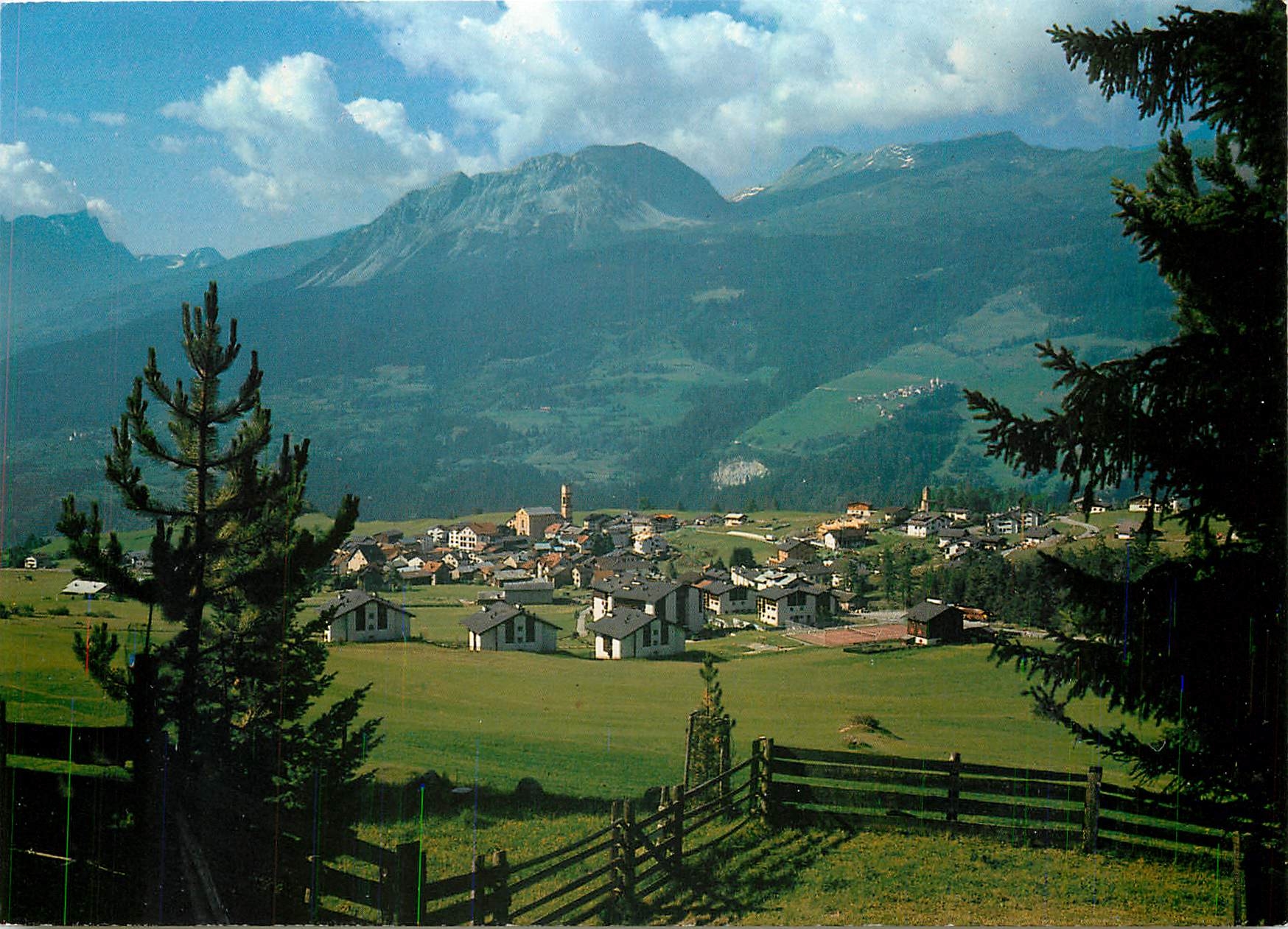 CPM Lantsch Lenz Graubunden Blick gegen Piz Forbesch Piz Toissa und Piz Curver 