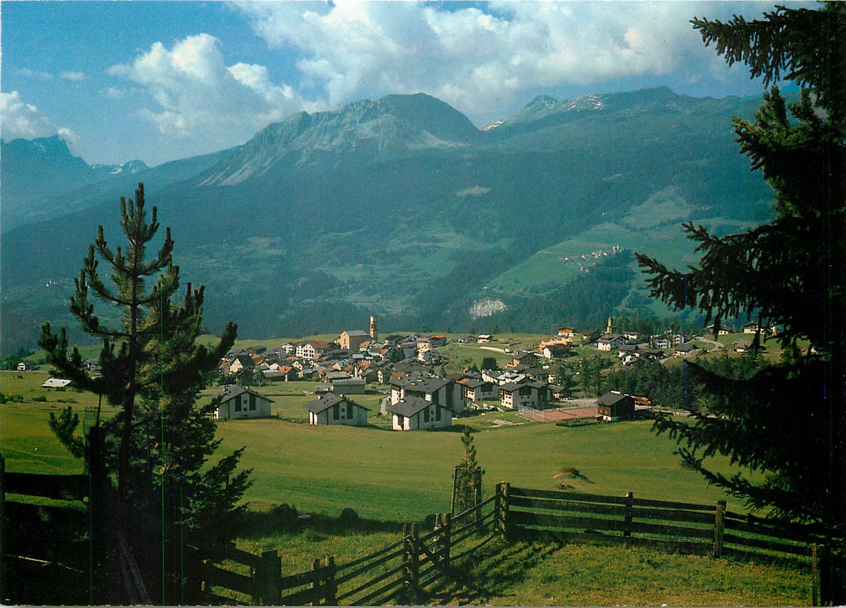 CPM Lantsch Lenz Graubunden Blick gegen Piz Forbesch Piz Toissa und Piz Curver 