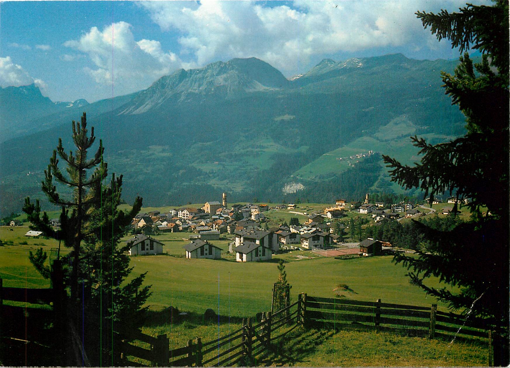 CPM Lantsch Lenz Graubunden Blick gegen Piz Forbesch Piz Toissa und Piz Curver 
