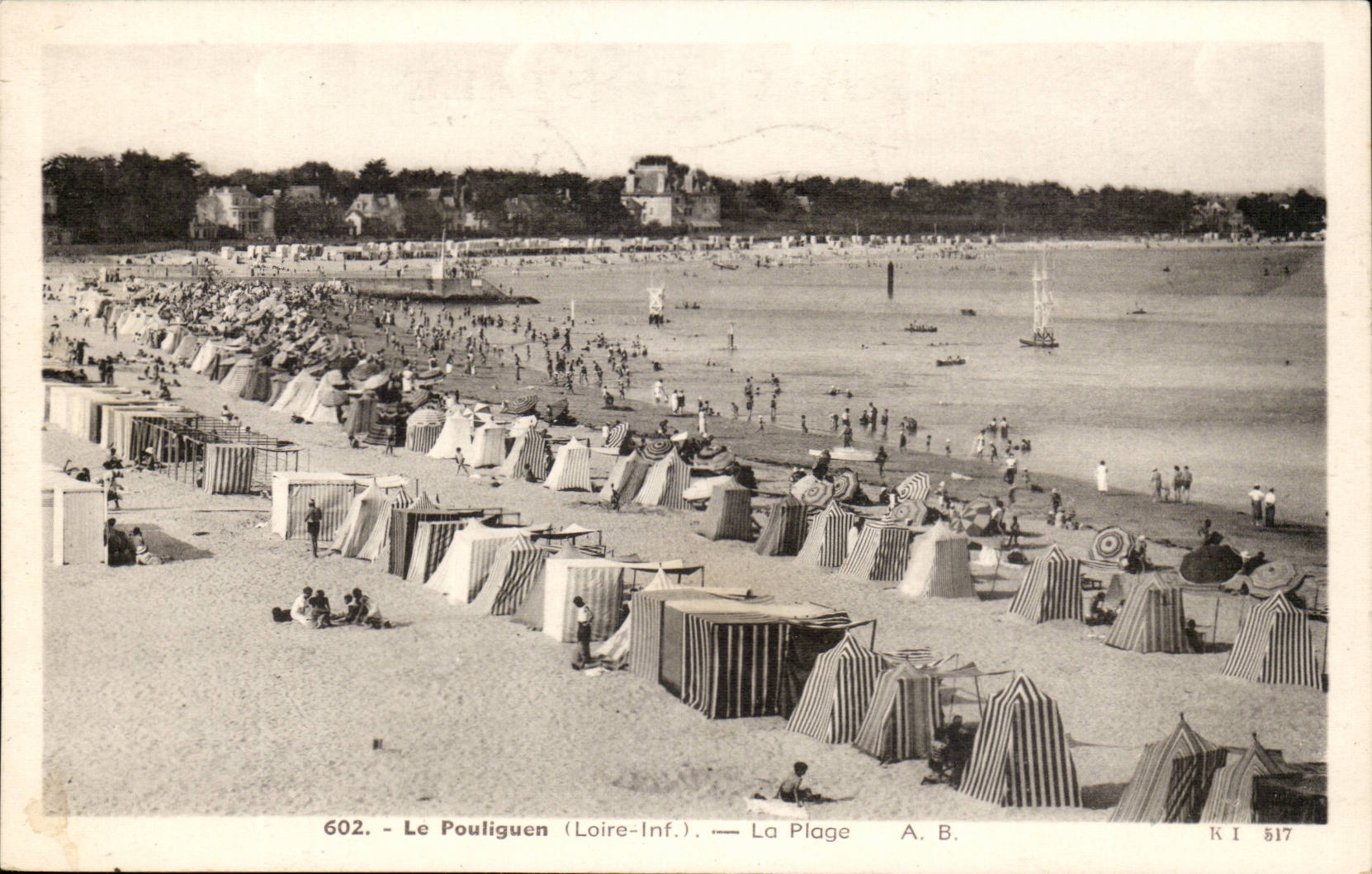 Le Pouliguen CPA La plage