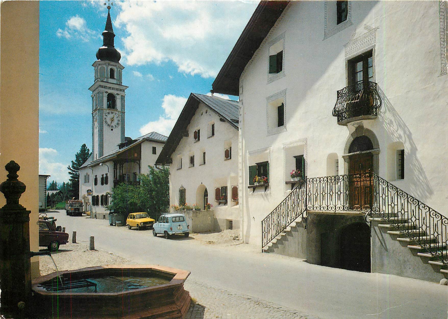 CPM Bever Oberengadin Dorfpartie mit Restaurant Crasta Mora und Kirche 