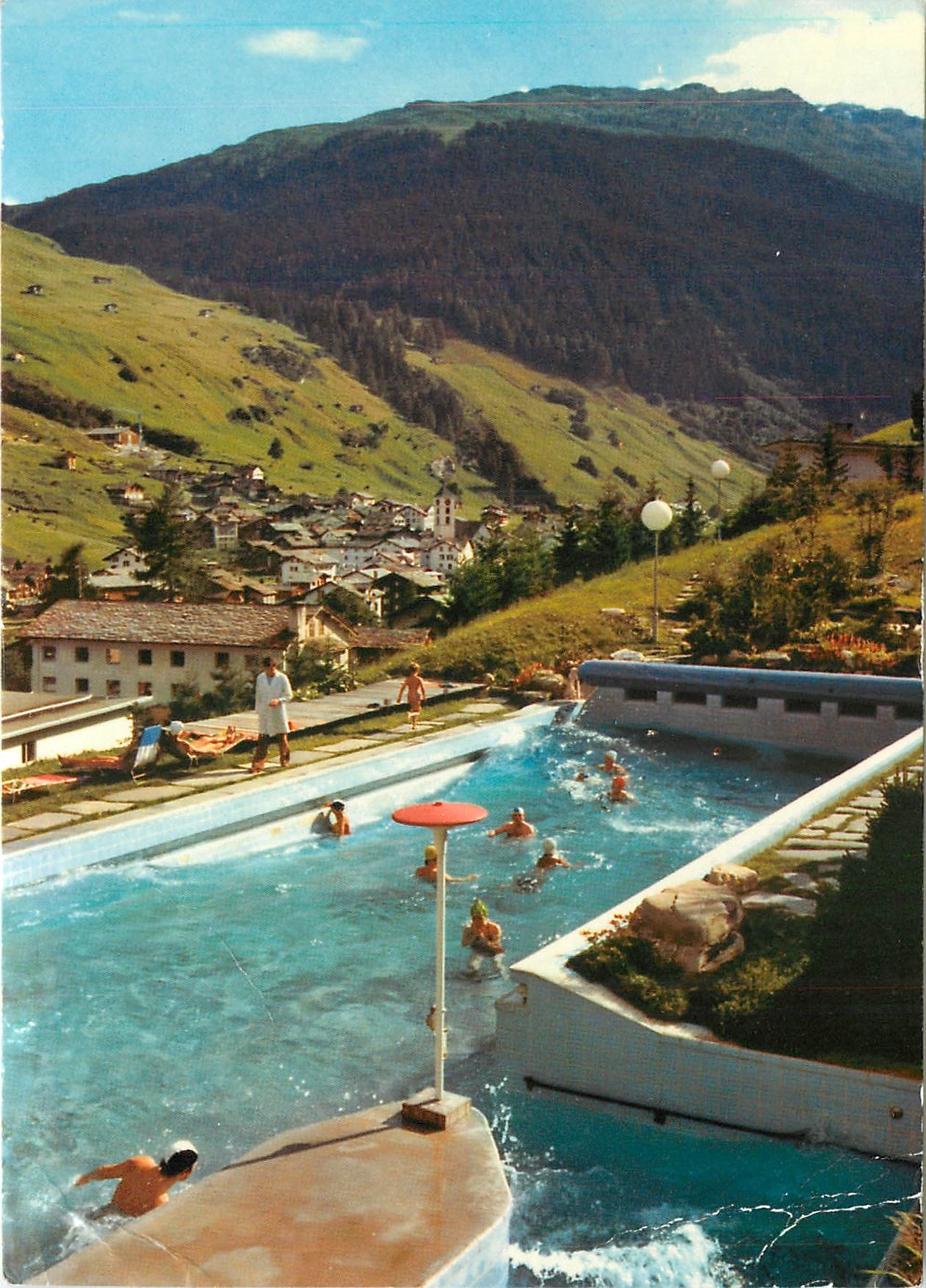 CPM Bad Vals Graubunden mit dem Thermalschwimmbad Wellenbad 