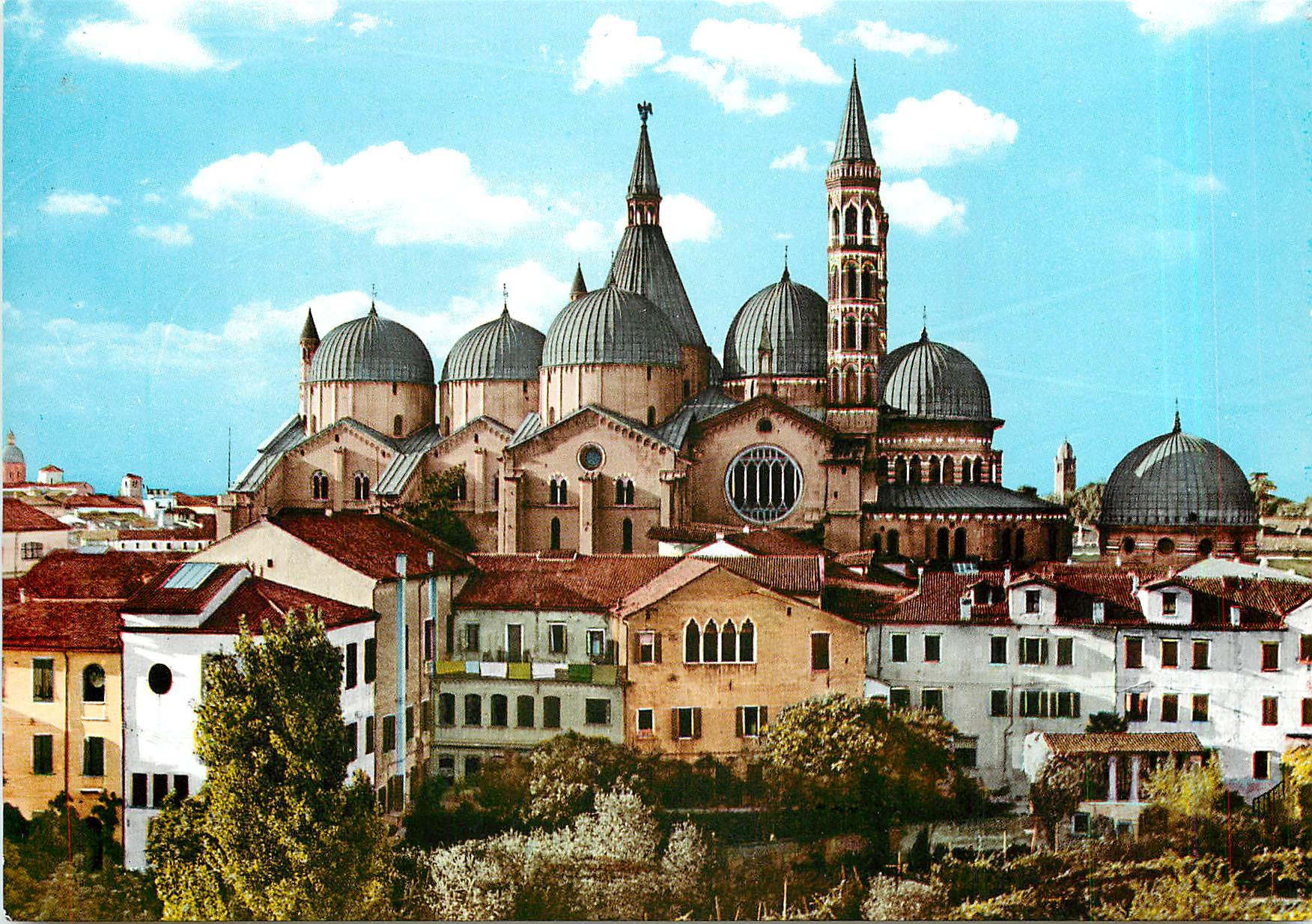 CPM Padova Coupoles de la Basilique de St Antoine 