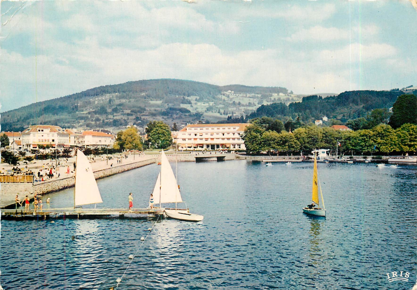 CPM Gerardmer Vosges Les Rives du Lac 