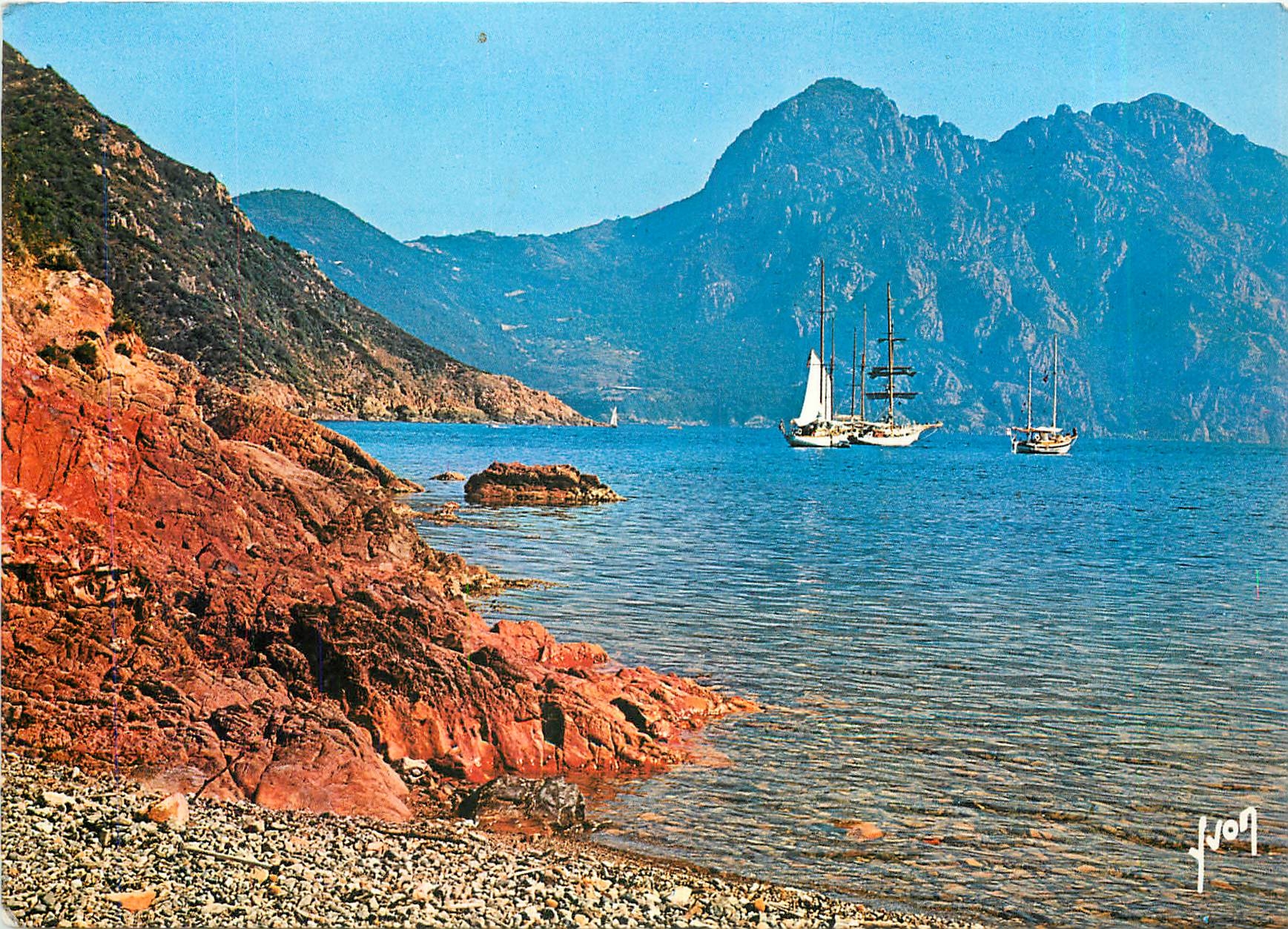 CPM Couleurs et Lumiere de France La Corse Oasis de Beaute Girolata Les Voiliers au repos dans les e