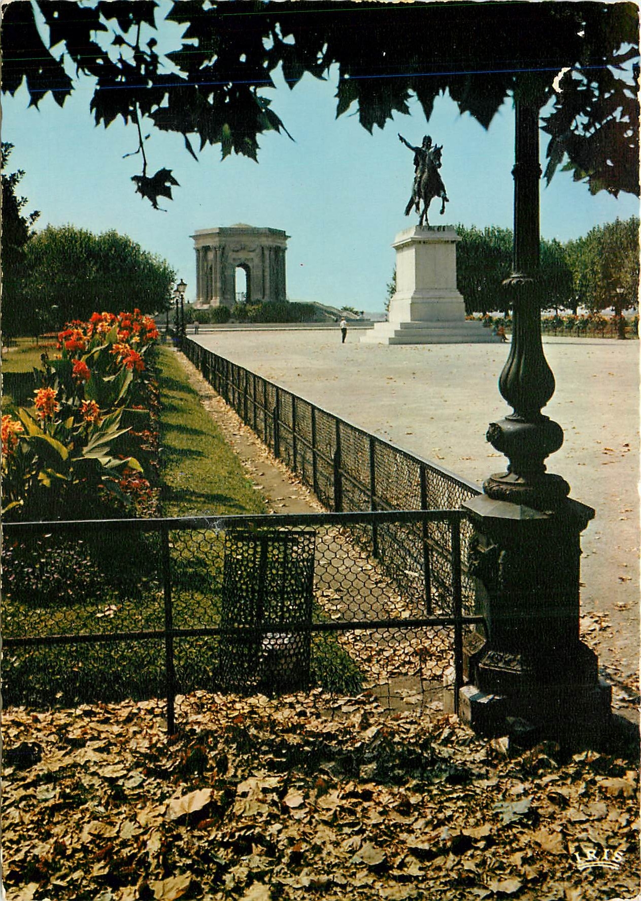 CPM Montpellier Herault Promenade du Peyrou statue de Louis XIV 
