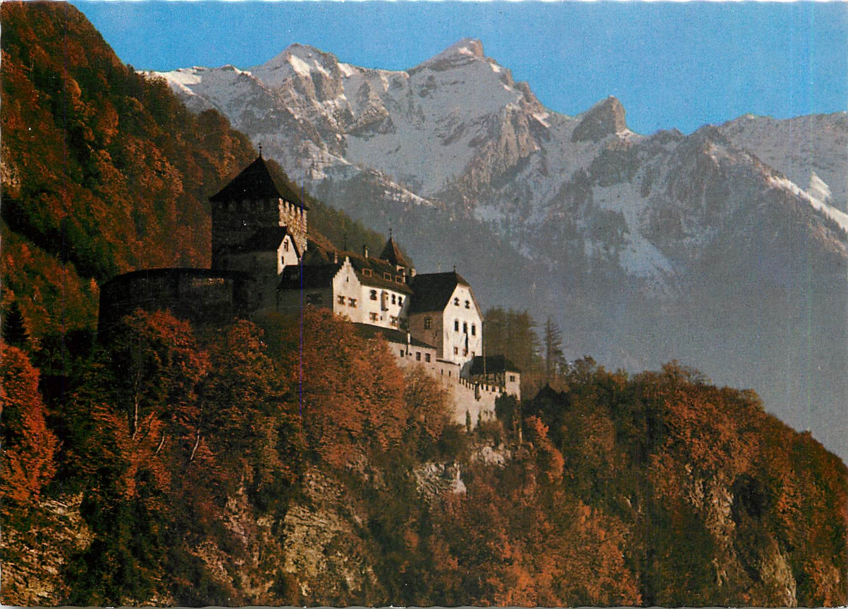 CPM Furstentum Liechtenstein Schloss Vaduz mit Falknisgruppe 