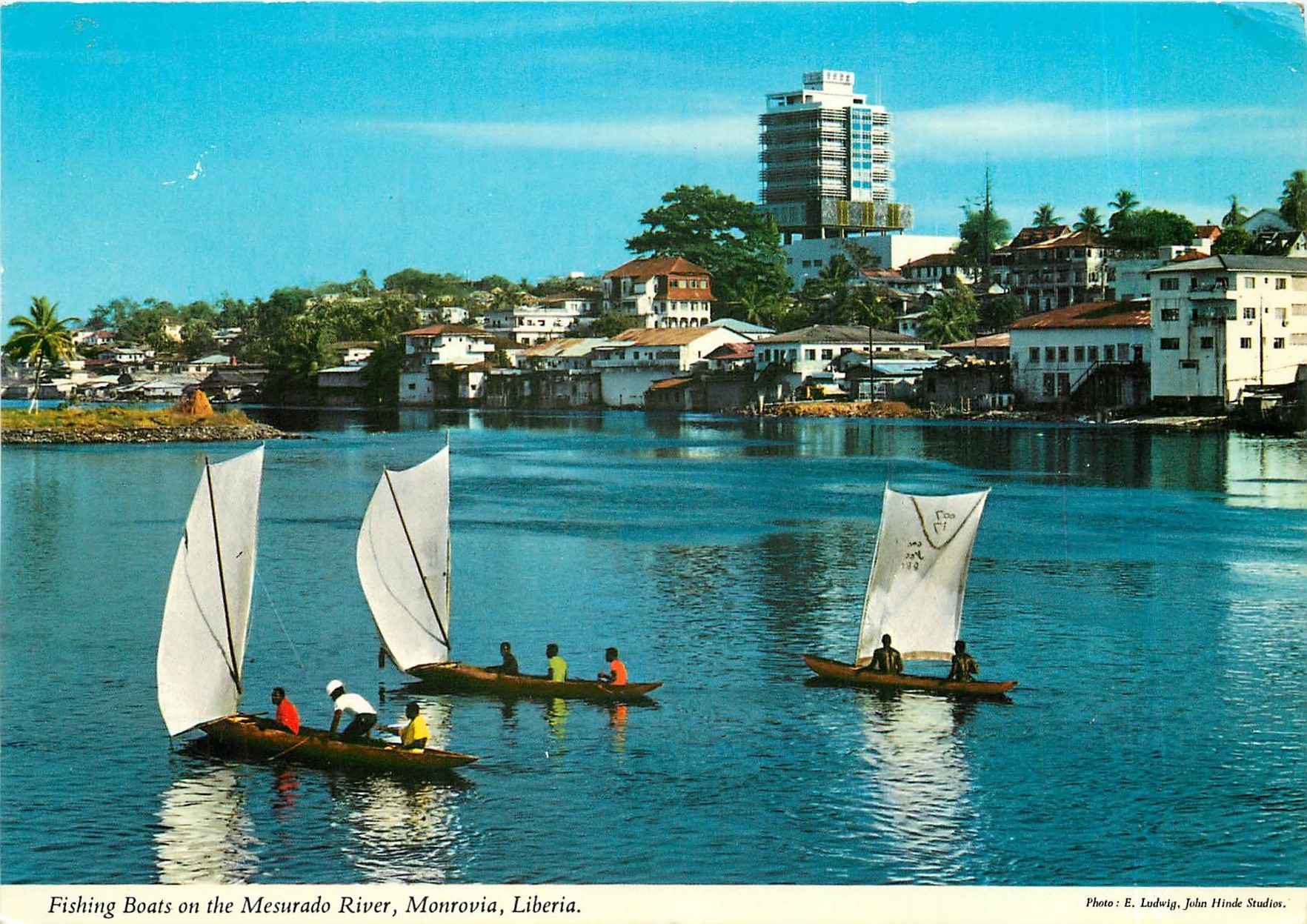 Fishing Boats on the Mesurado River, Monrovia, Liberia — Photo : E. Ludwig, John Hinde Studios