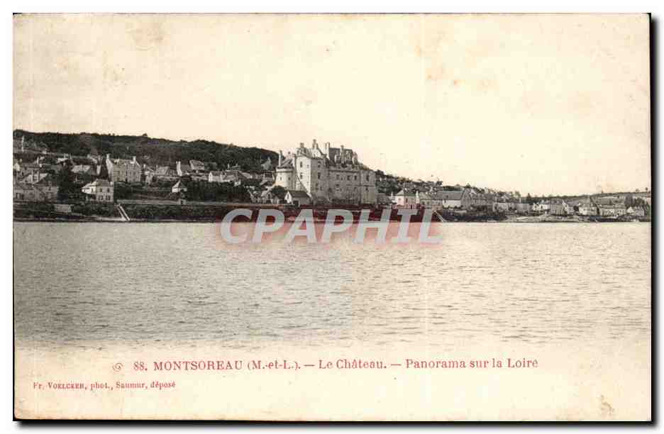 Montsoreau CPA Le chateau Panorama sur la Loire