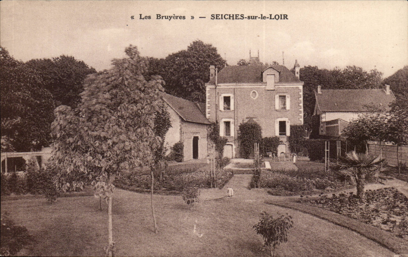 Les Bruyeres CPA Seiches sur le Loir