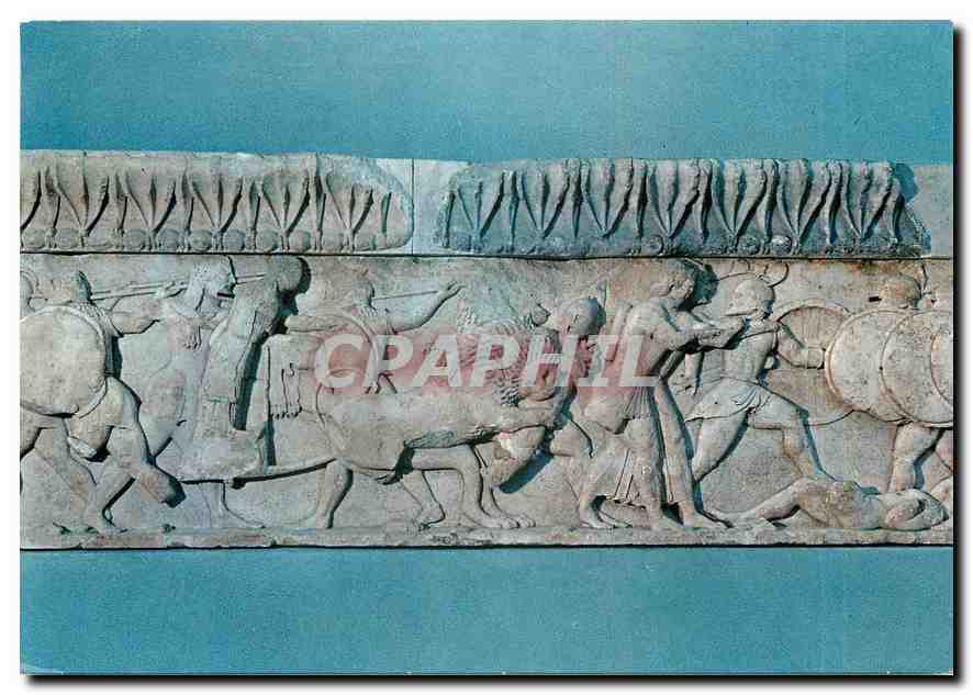 CPM Delphes Frine Siphnienne nord scenes de la gigantomahie 