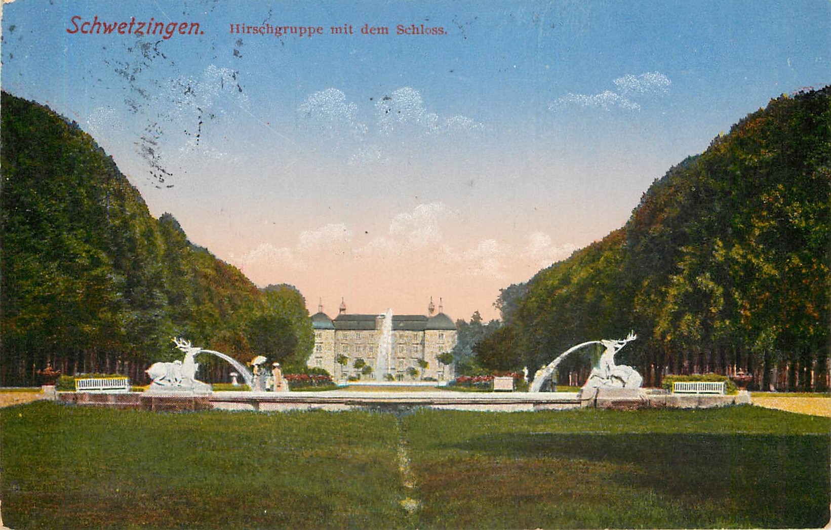 CPA Schwetzingen Hirschgruppe mit dem Schloss 