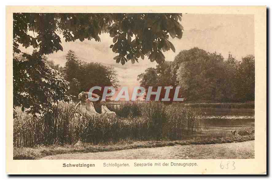 CPA Schwetzingen Schlossgarten Seepartie mit der Donaugruppe 