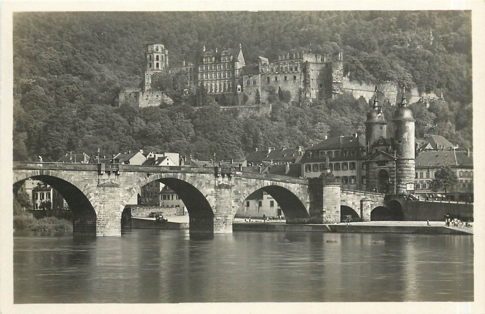 CPA Heidelberg Schoss u Neckarbrucke Aufnahme von Rolf Kellner Karlsruhe 