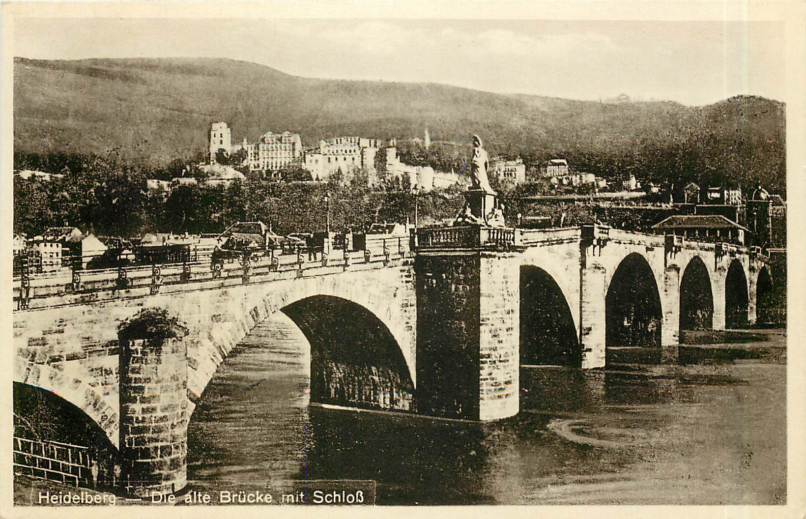 CPA Heidelberg Die alte Brucke mit Schloss 