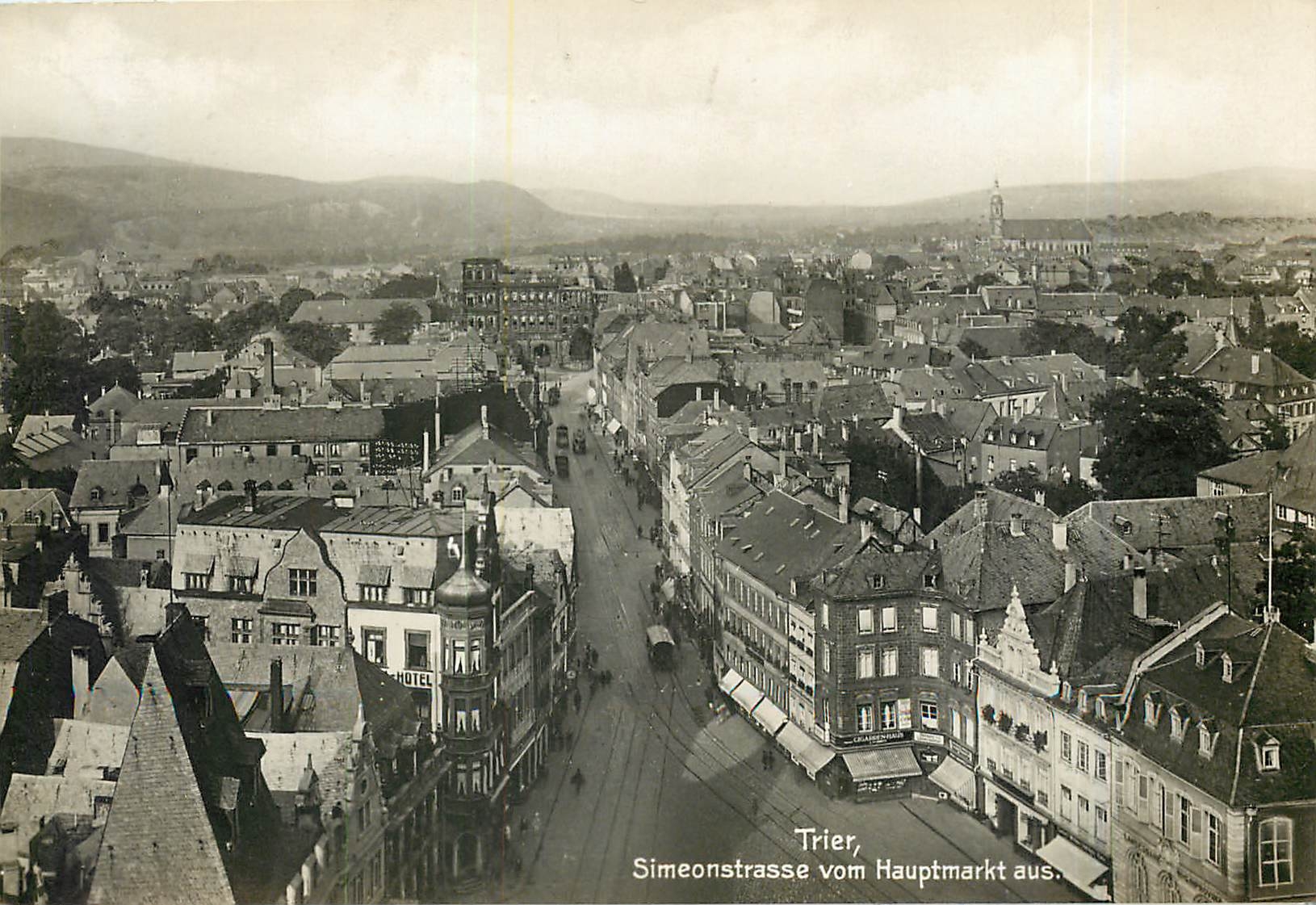 CPM Trier Simeonstrasse vom Hauptmarkt aus 
