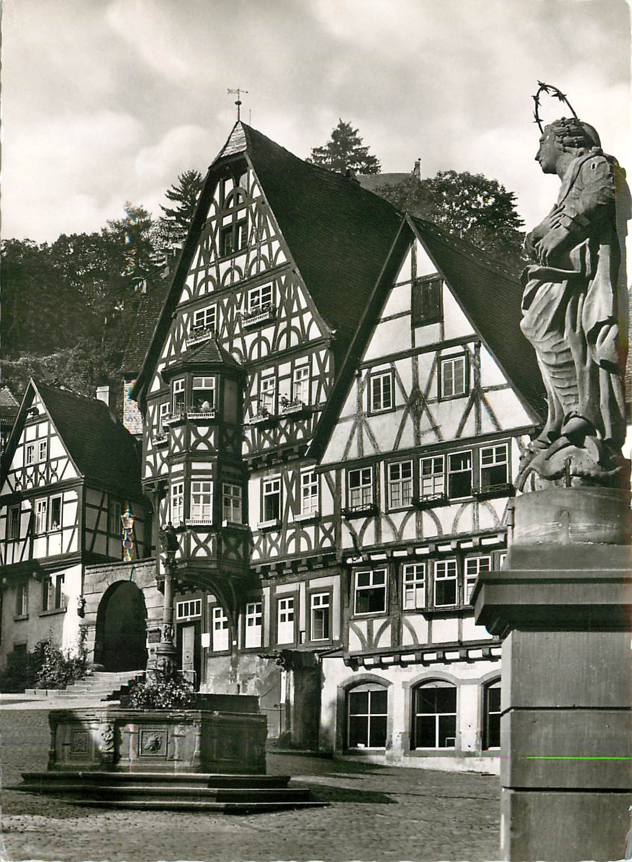 CPM Miltenberg A Main Partie am Marktplatz 