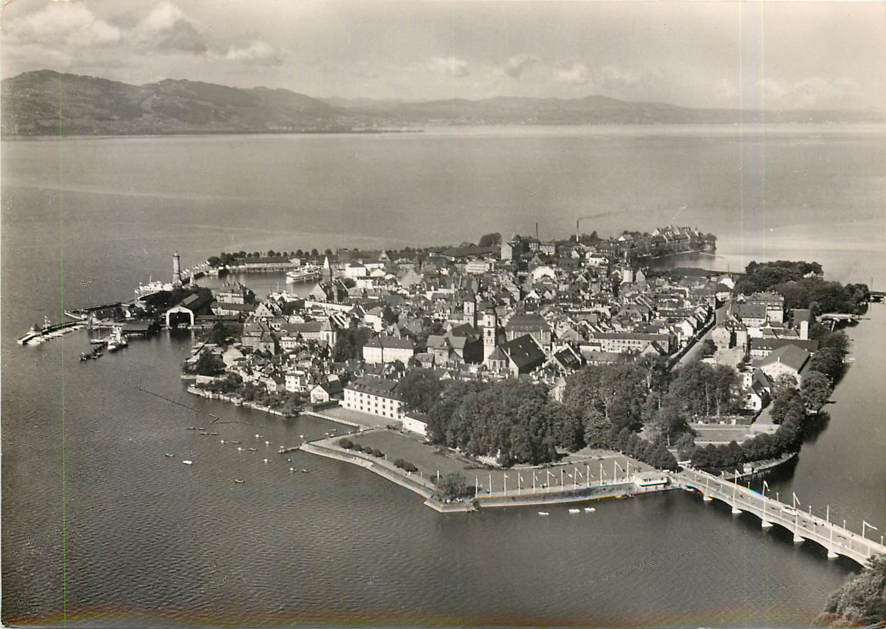 CPM Lindau im Bodense Insel von Osten 