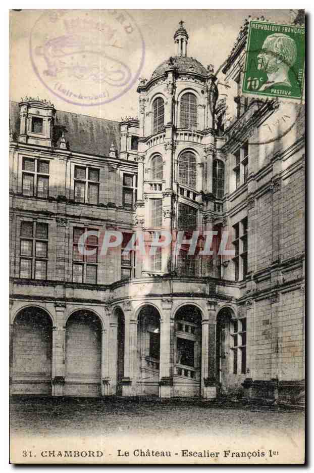 Chambord CPA Le chateau Escalier Francois 1er