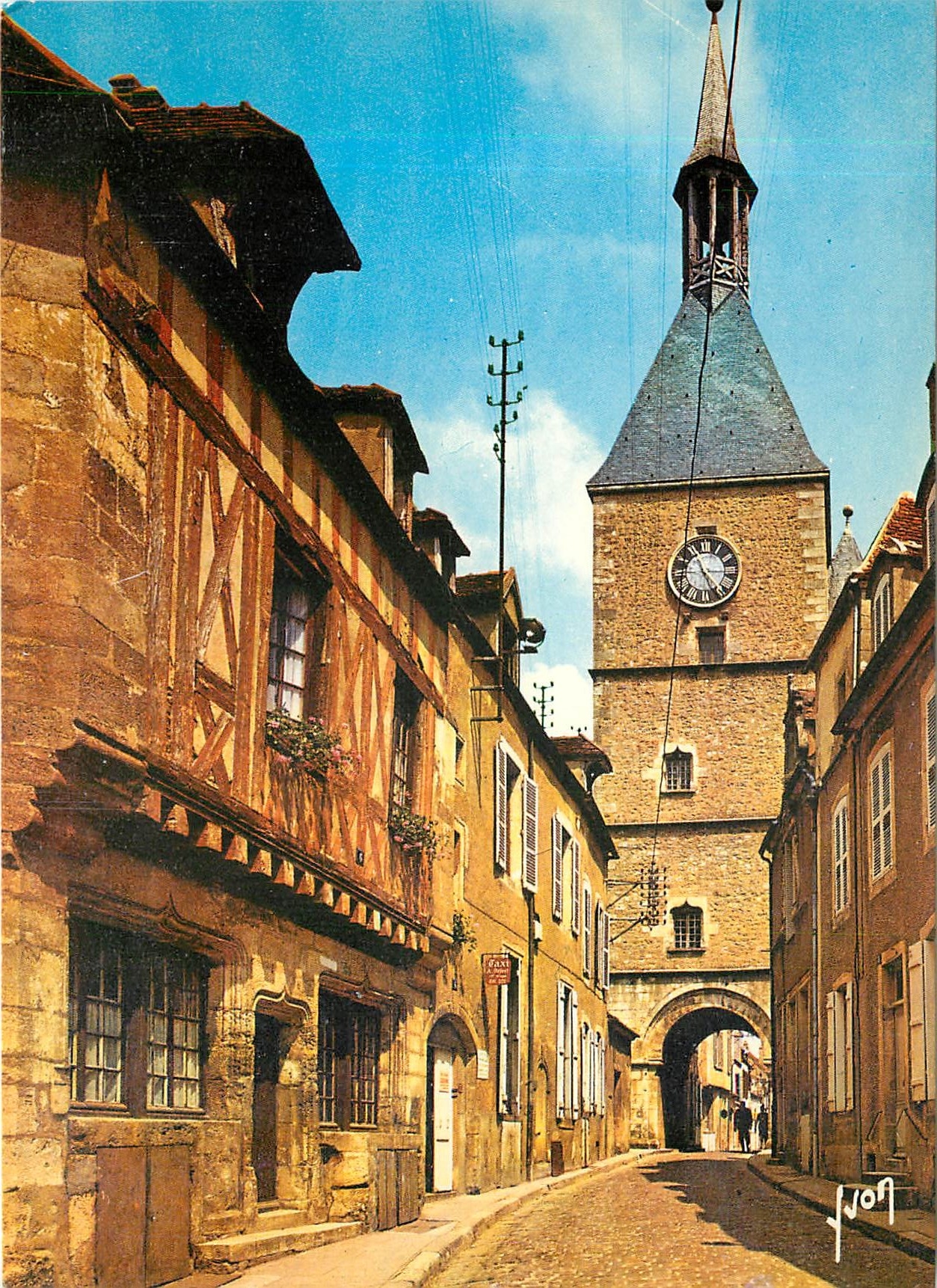 CPM Avallon Yonne Tour de l'Horloge et Maisons anciennes 