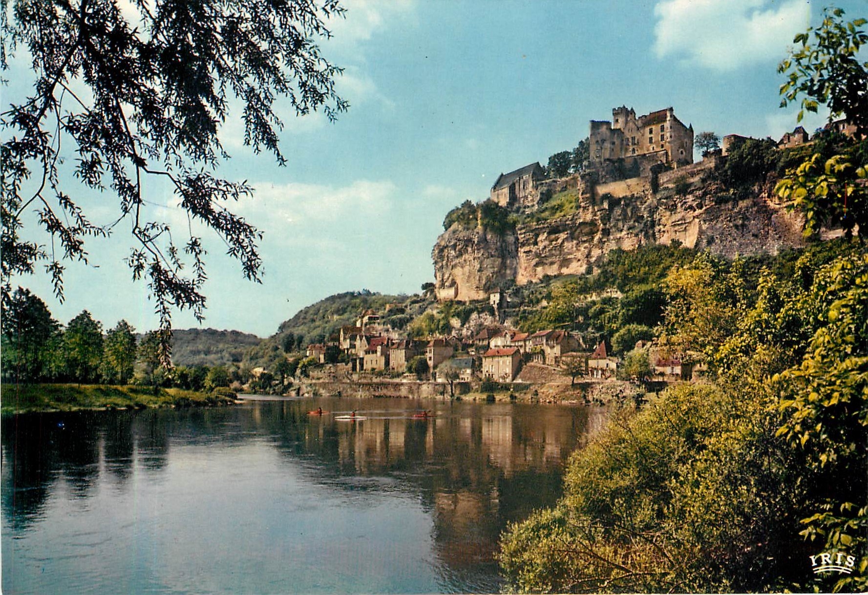 CPM Beynac dominant la vallee de la Dordogne 