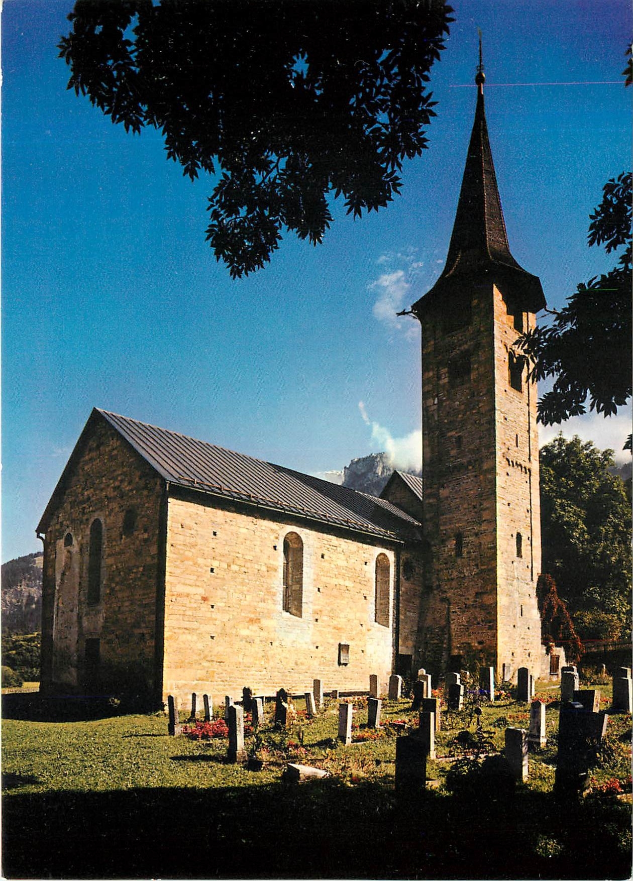 CPM Zilles Kirche St Martin mit der altesten romanischen Kirchendecke 