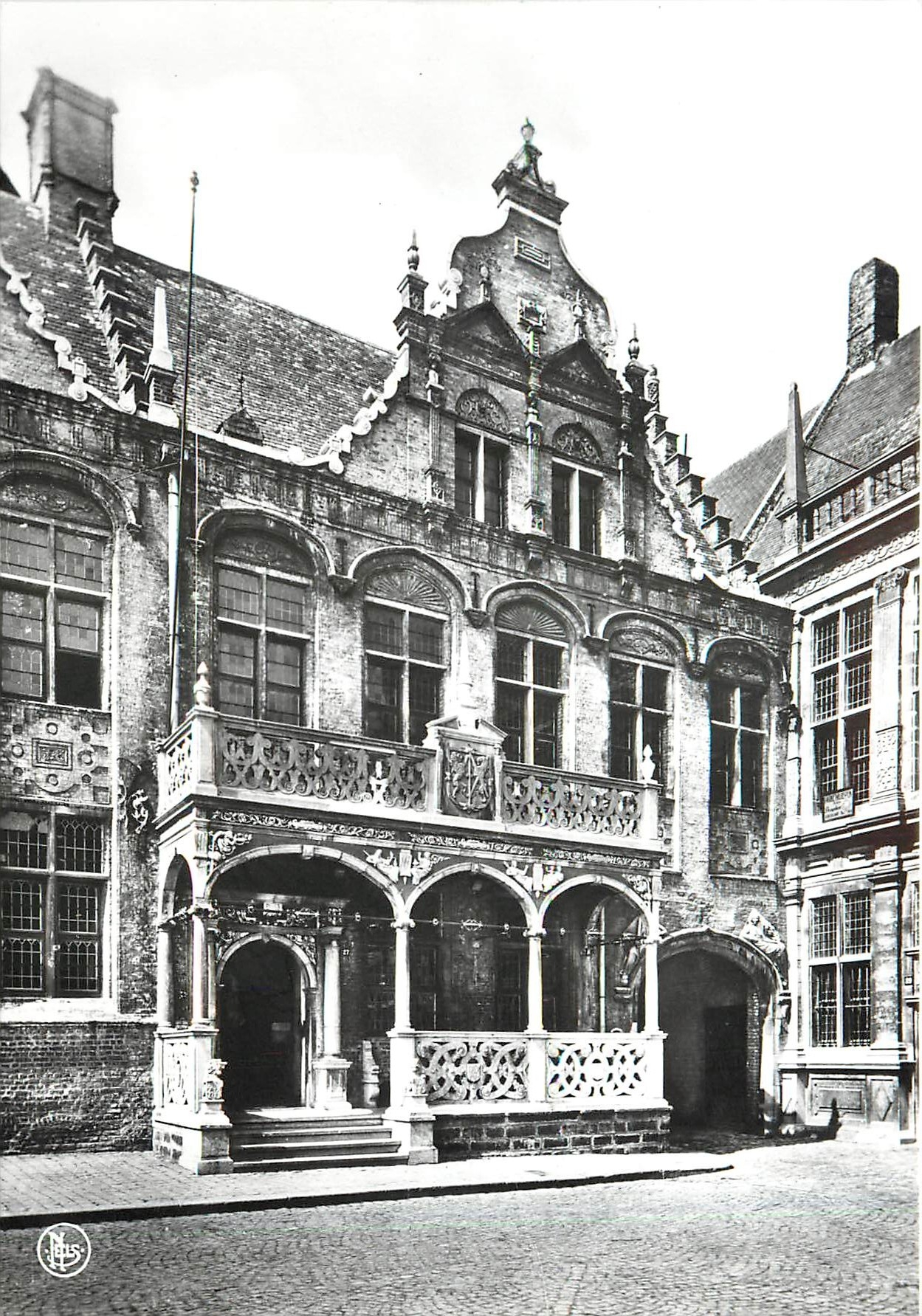 CPM Veurne Stadhuis Furnes Hotel de Ville 