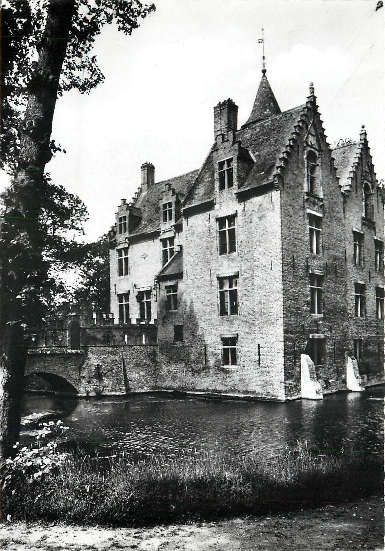 CPM Wulveringem Bij Veurne Kasteel Beauvoorde 