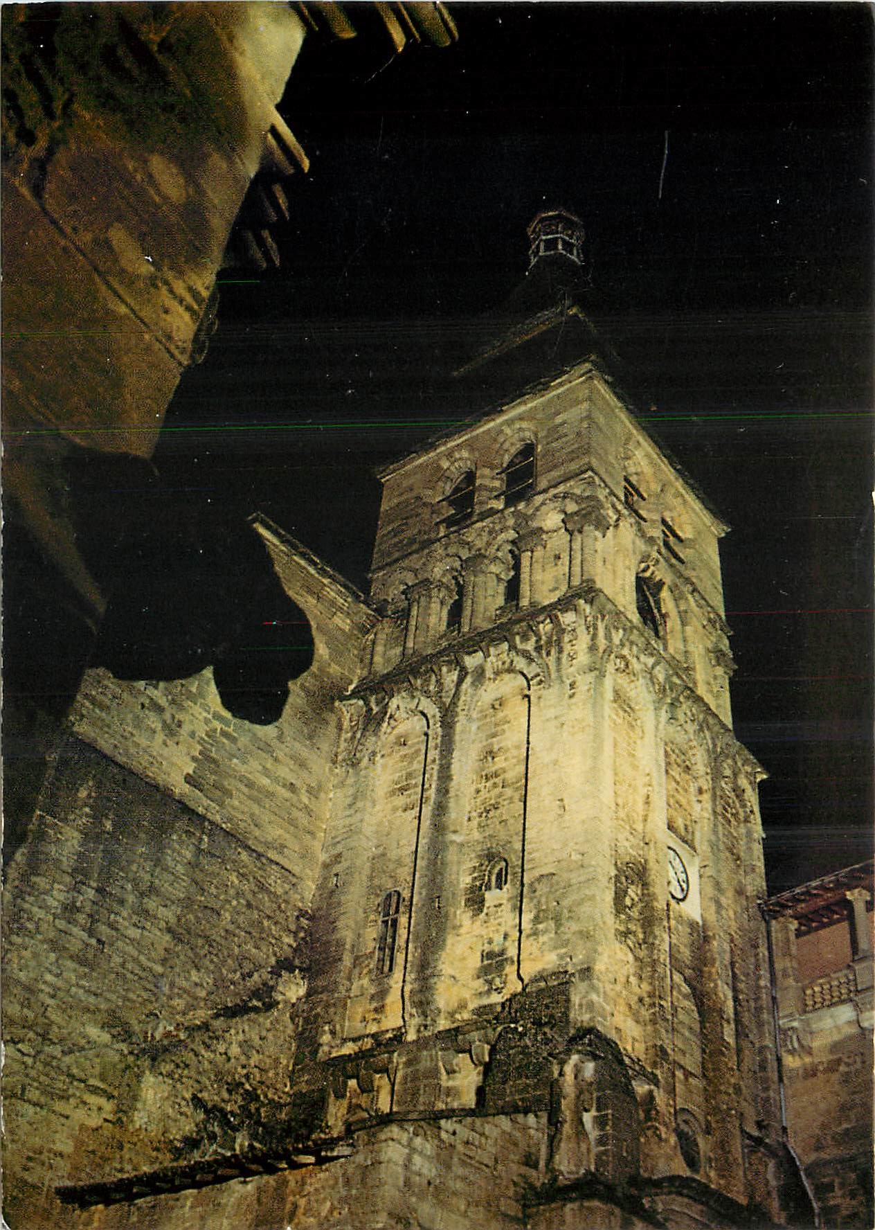 CPM Sarlat en Dordogne La Cathedrale la nuit 