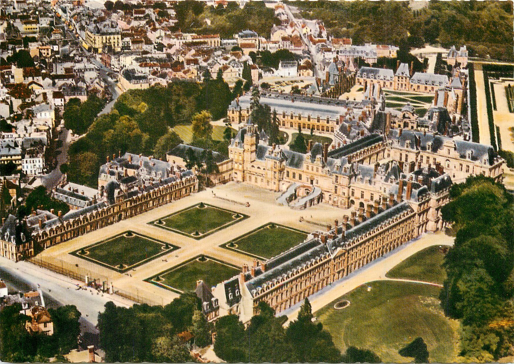 Fontainebleau — Das Schloss — Aéro Photo, IV°, de Sévigné, Paris