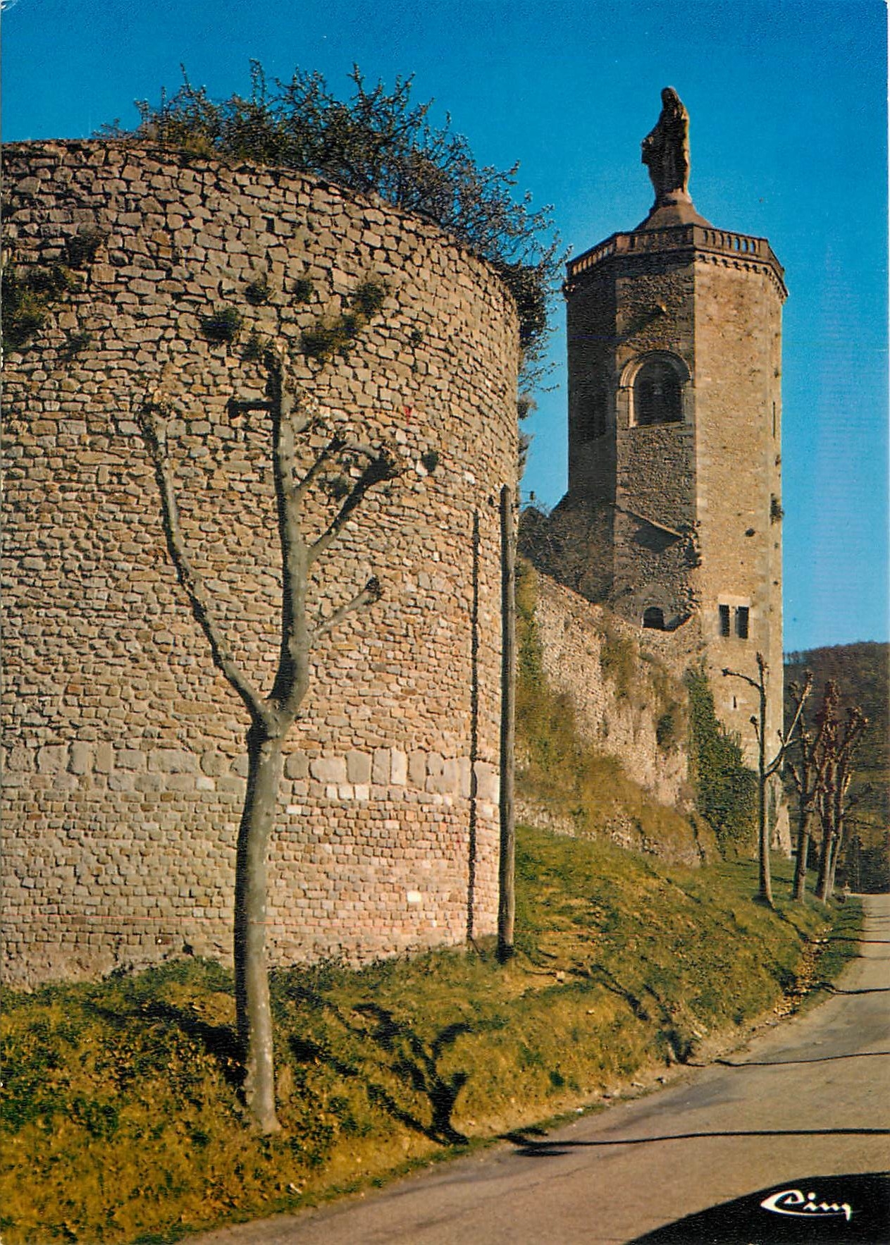 Autun (Saône-et-Loire) — Tour des Ursulines et remparts du XIIe siècle — Imprimeur CIM
