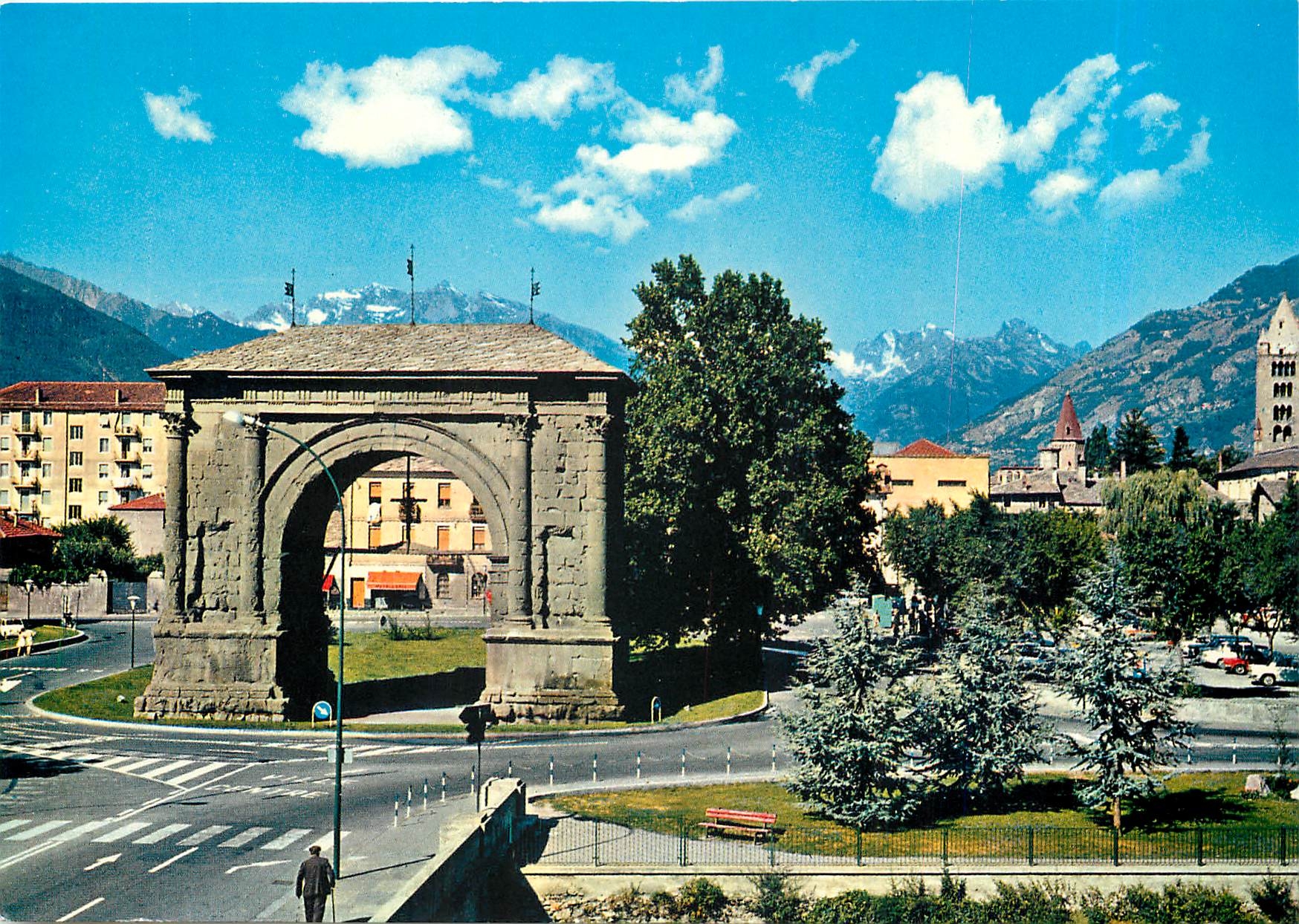 CPM Aosta m.583 Arc Romain de Cesare Augusto et Clocher de St. Orso