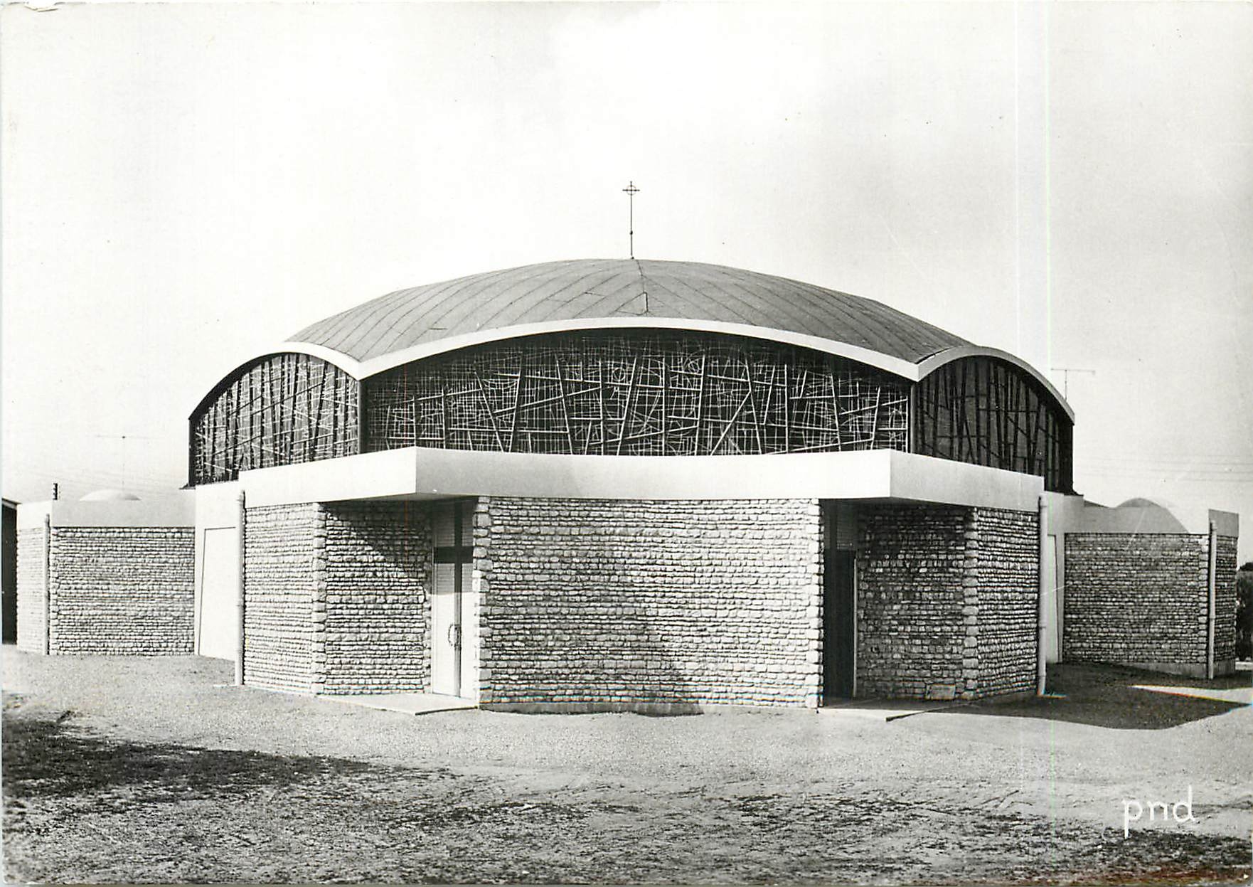 CPM Chartres Eglise Saint-Jean-Baptiste