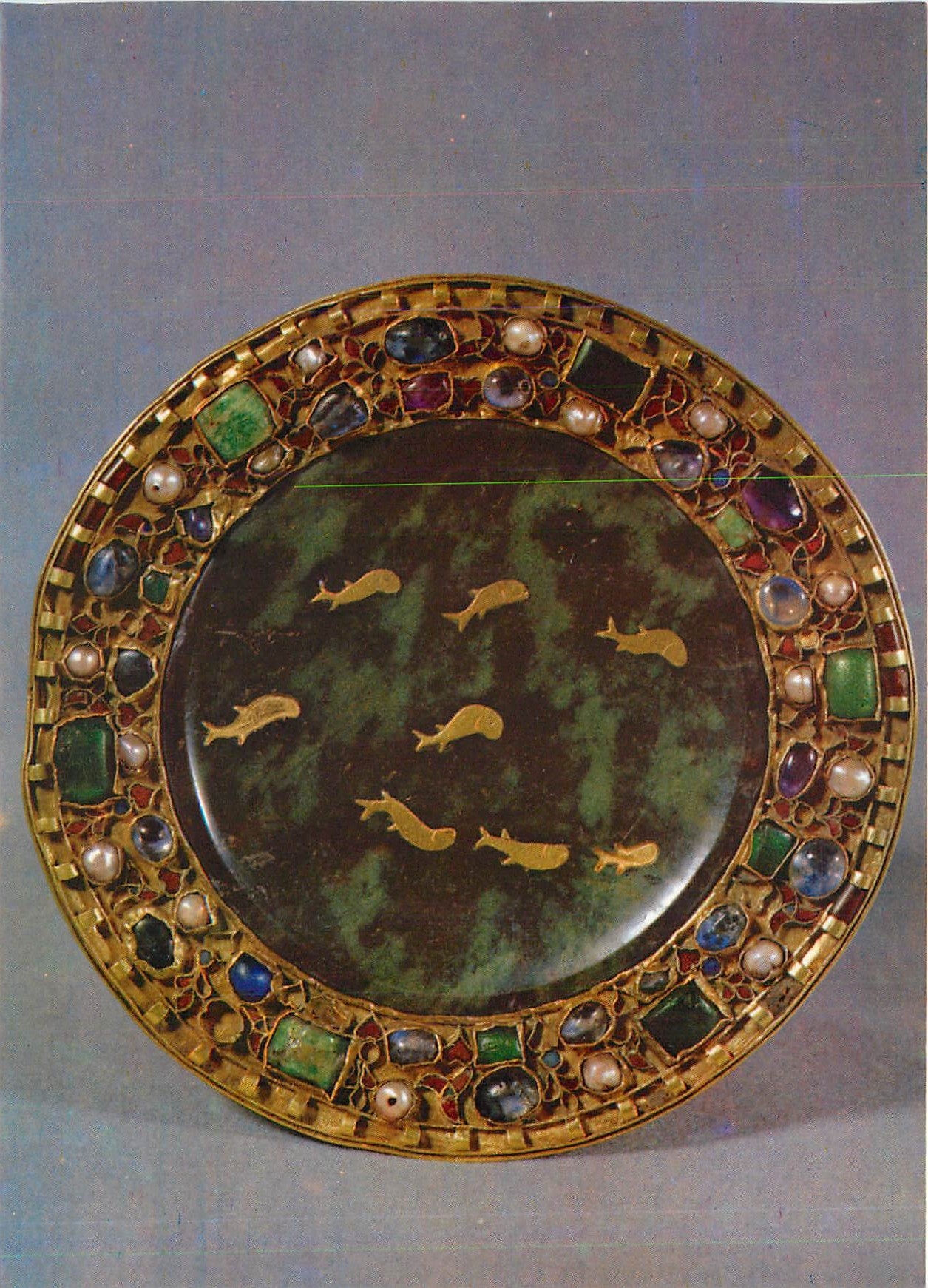 CPM Musee du Louvre - Paris Patene du tresor de Saint-Denis: serpentine alexandrine monture caroling