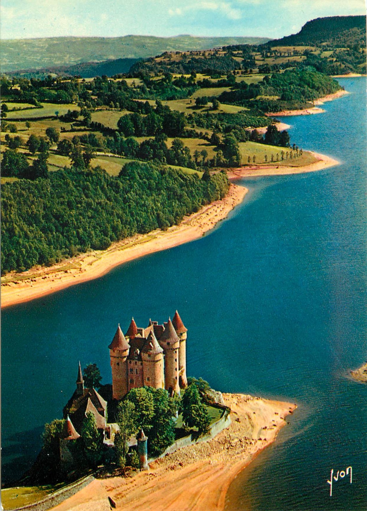 CPM Le Chateau de Val et le Barrage de Bort