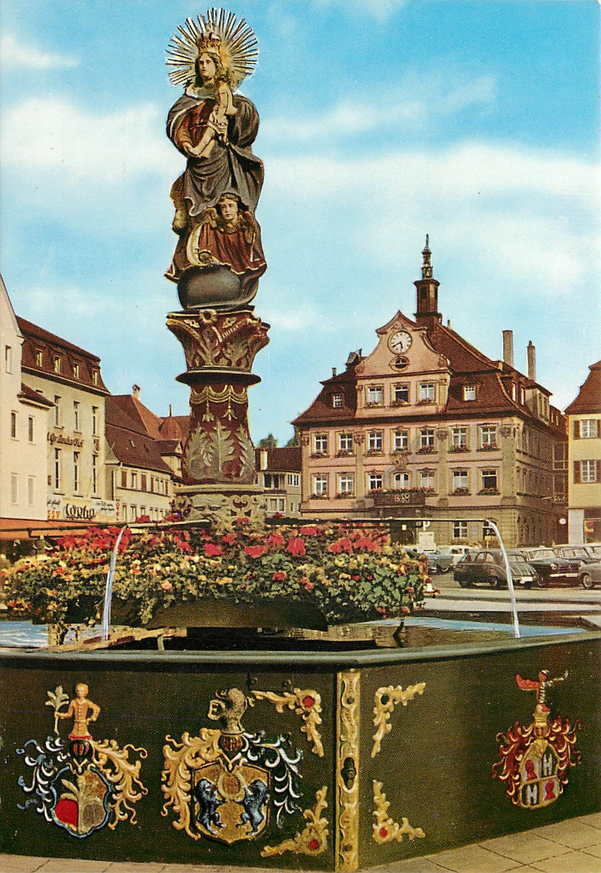 CPM Schwaebisch Gmuend Marienbrunnen u. oberer Marktplatz mit Rathaus