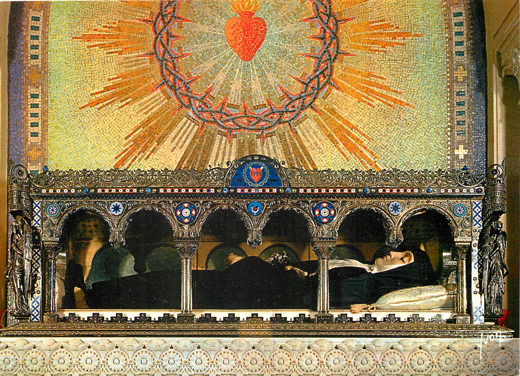 CPM Monastere de la Visitation Paray-le-Monial Chasse de Sainte Marguerite-Marie Alacoque (1647-1690