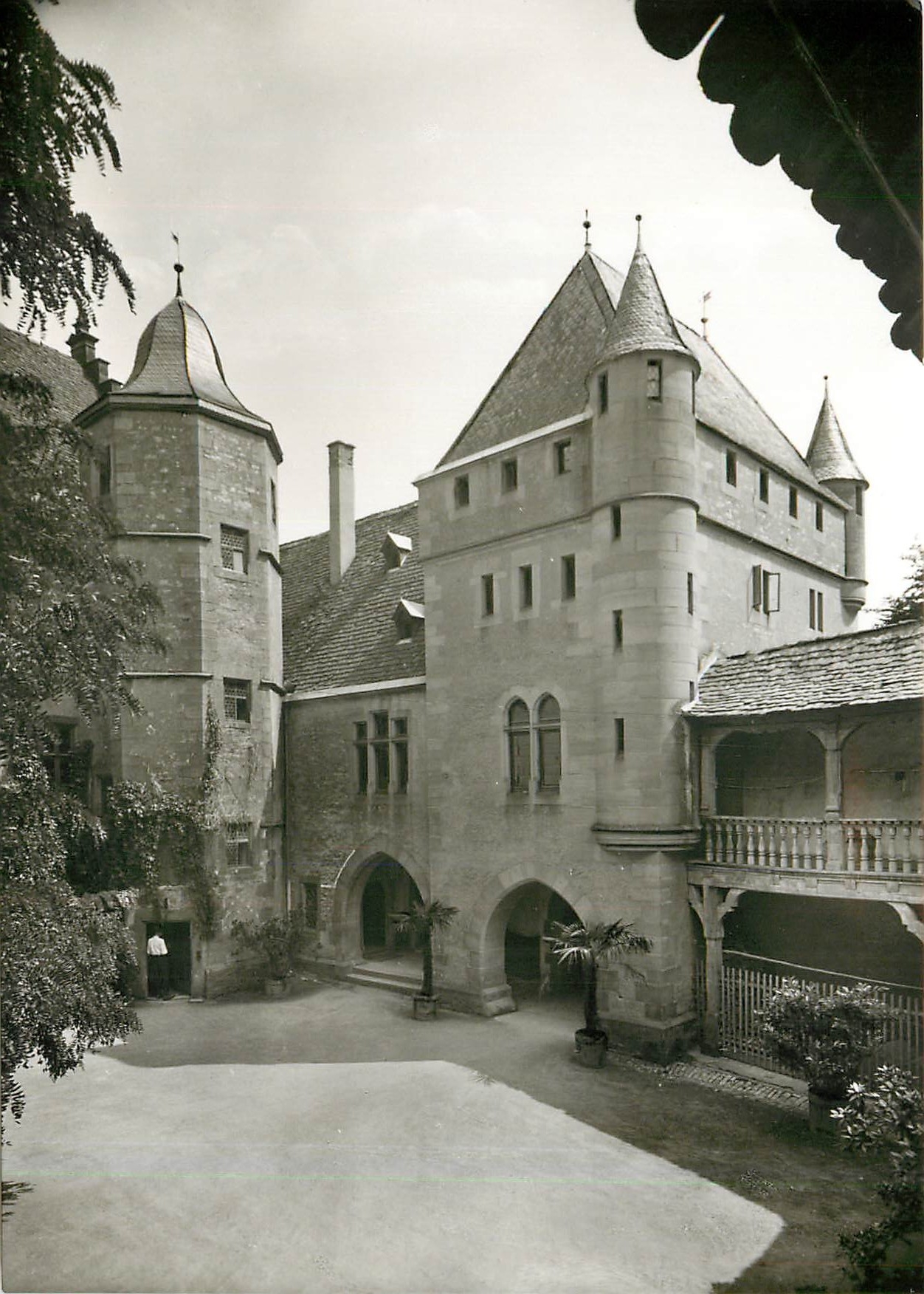 CPM Goetzenburg zu Jagsthausen/Wuertt. Burghof