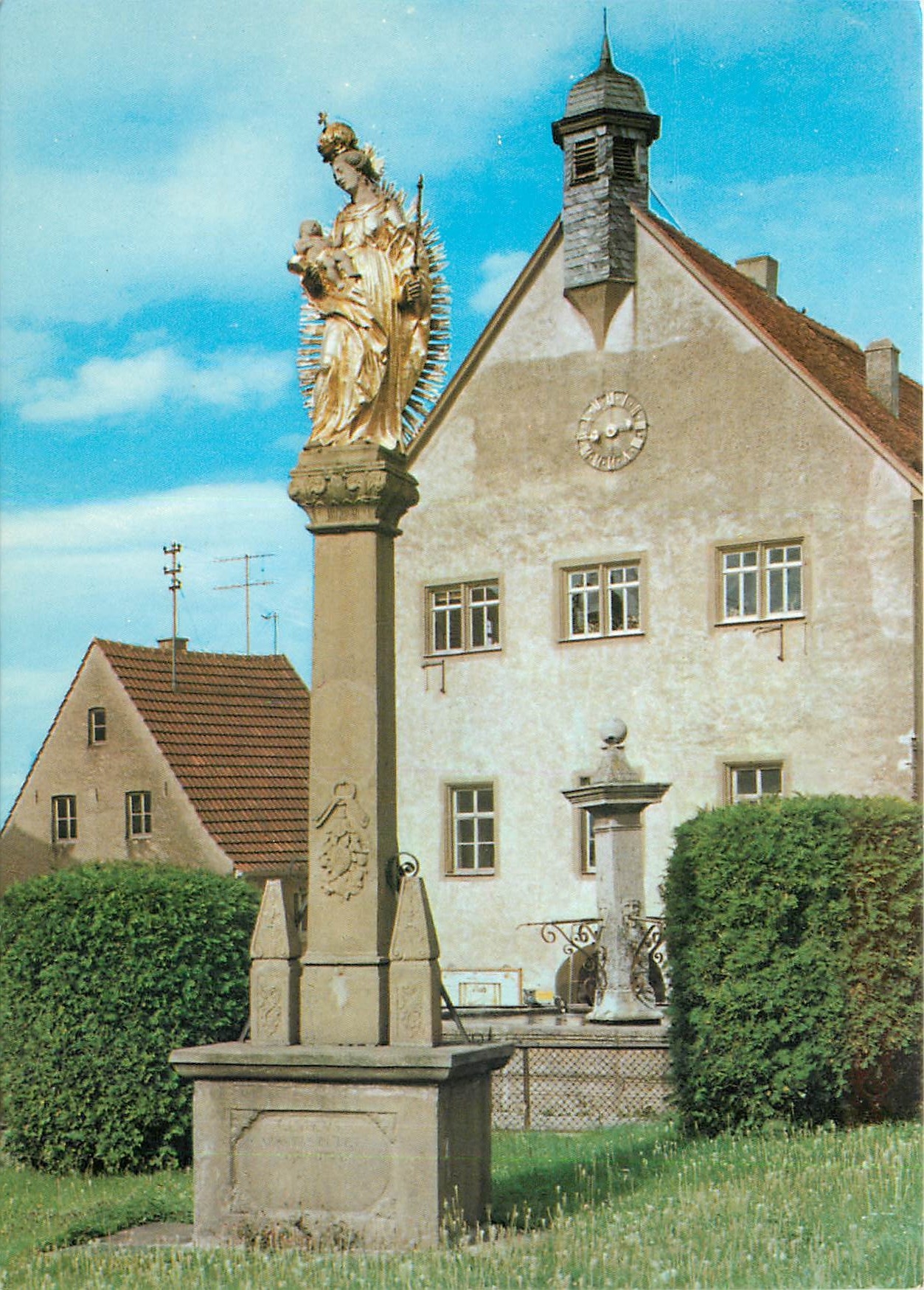 CPM Stadt Aub. Marktplatz - Rathaus mit Mariensaeule
