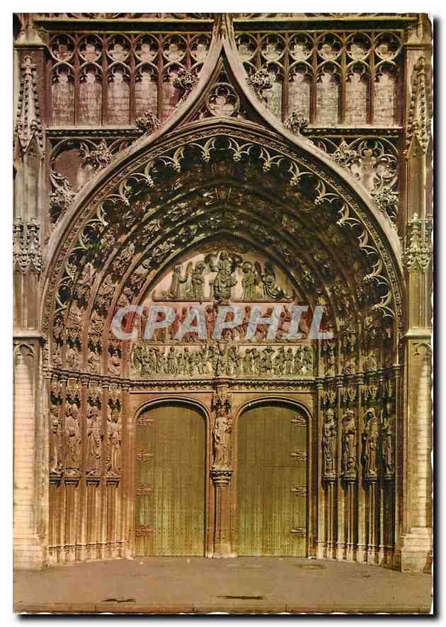 CPM Antwerpen Entree principale de la Cathedrale de Notre-Dame