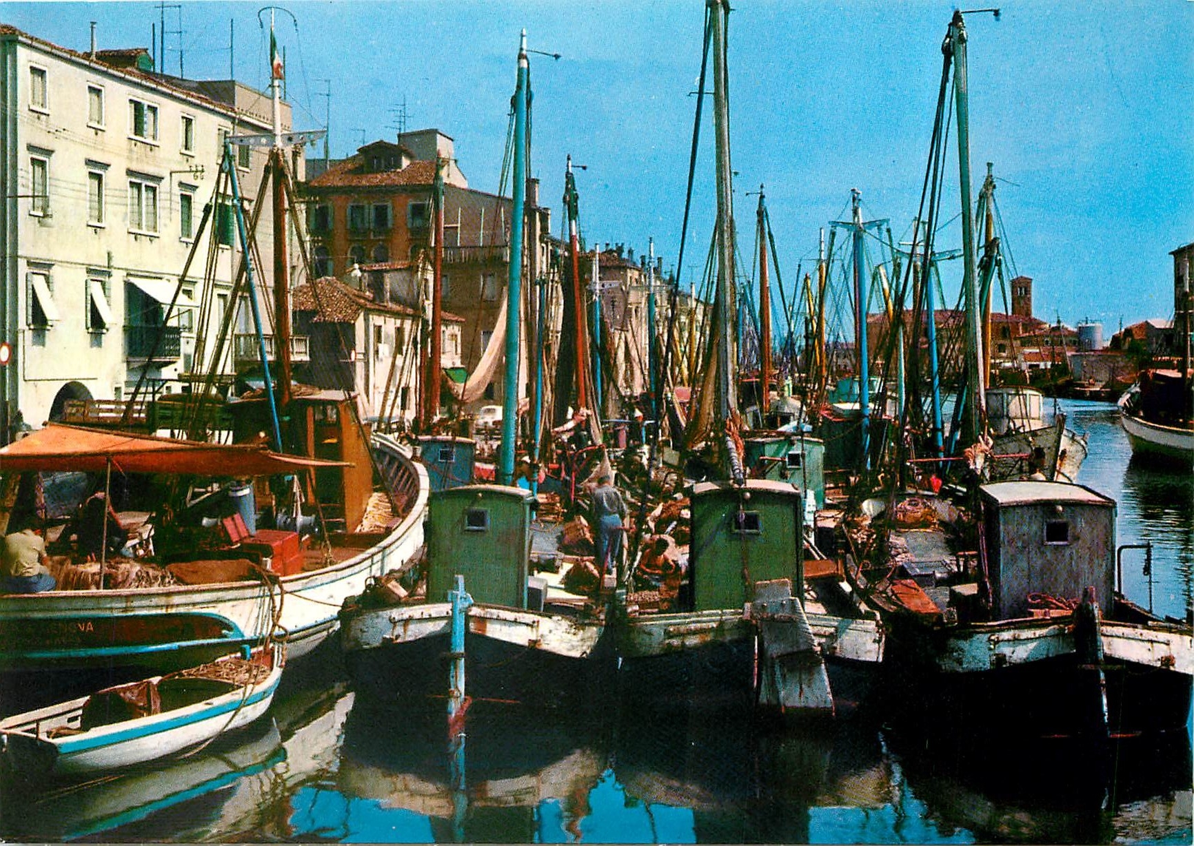 CPM Chioggia Chanel S. Domenico - Barques de pecheurs de Chioggia