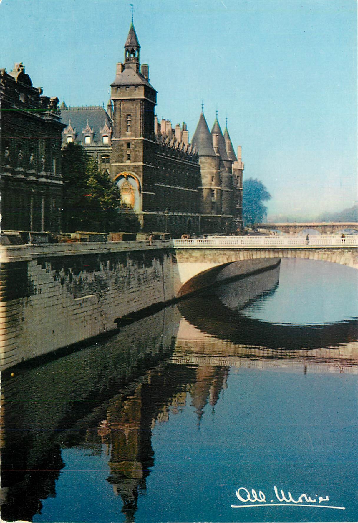 CPM Paris - La Seine et le Palais de Justice