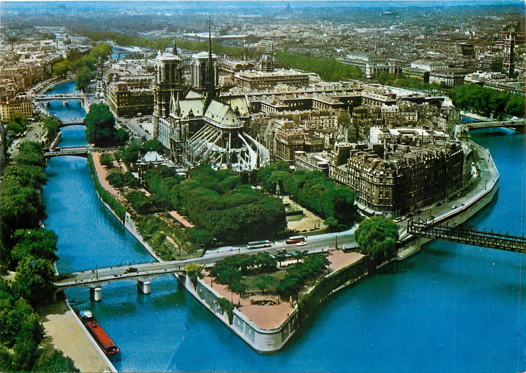 CPM Paris L'Ile de la Cite