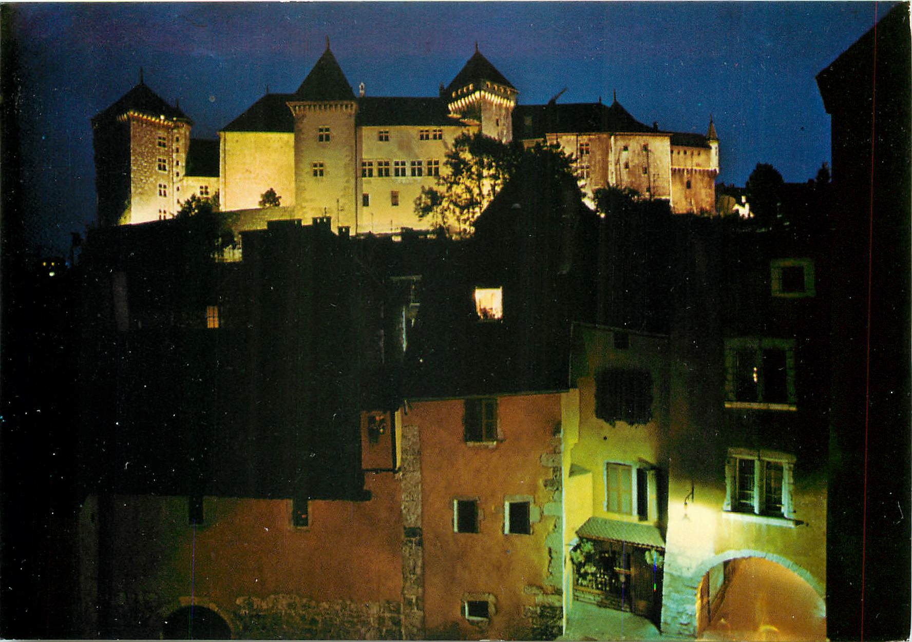 Le Château d'Annecy dominant la Vieille Ville (le coin du Pont Morens) — Édition G. Rouat-Mignod, n° 1031