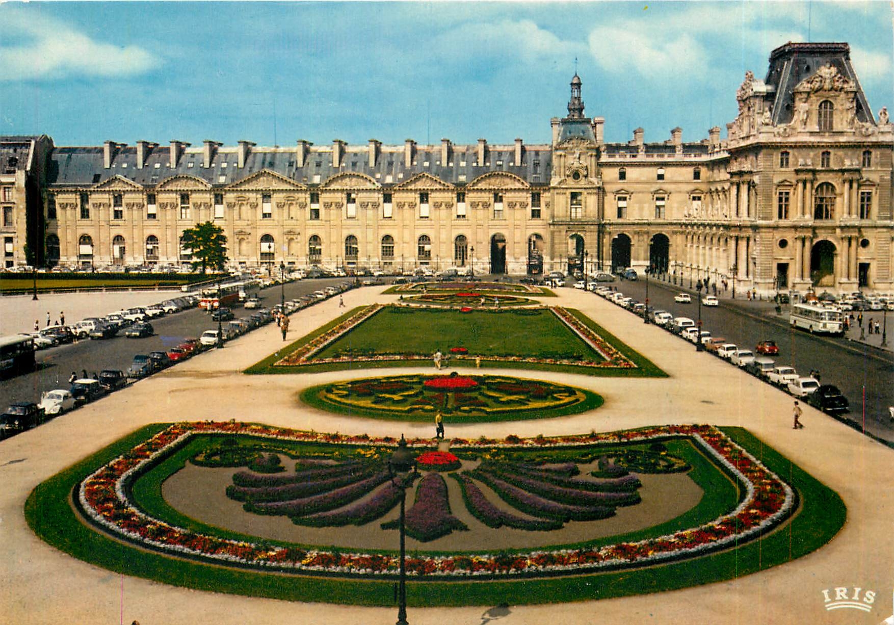CPM Paris Les Jardins du Louvre et l'aile Nord
