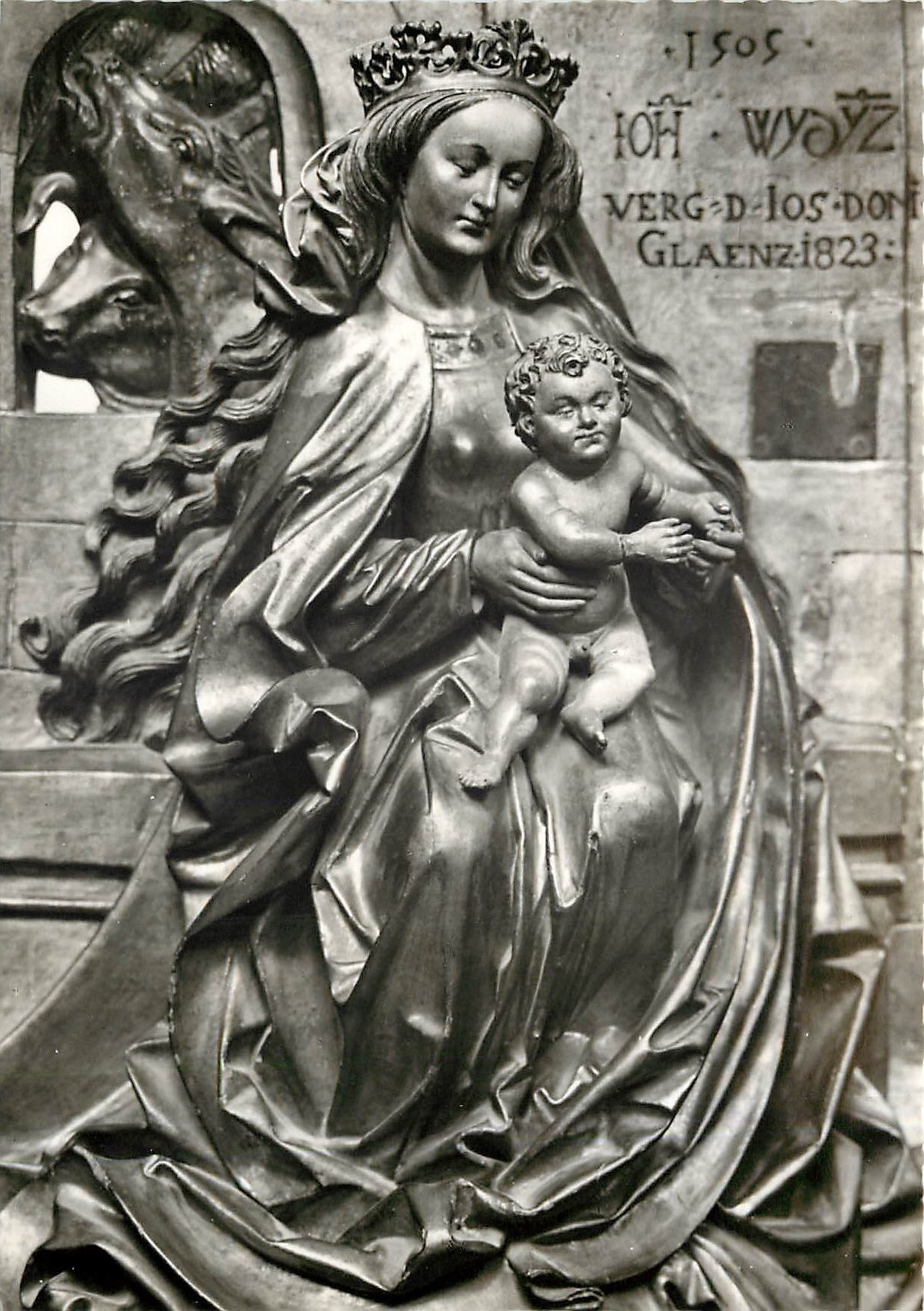 CPM Freiburg i. Br. Muenster U.L. Frau Madonna vom Dreikoenigsaltar
