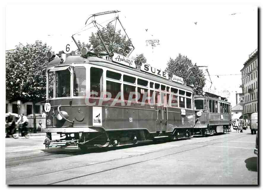 CPM Ce 2/4 159 et CE 4/4 58 devant la gare de Cornavin vers 1955